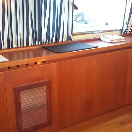 Suele Hotel en barco *